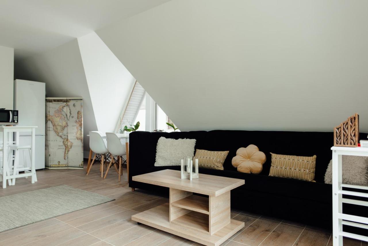 Autentic Adorabil Apartment Albestii Paminteni Экстерьер фото