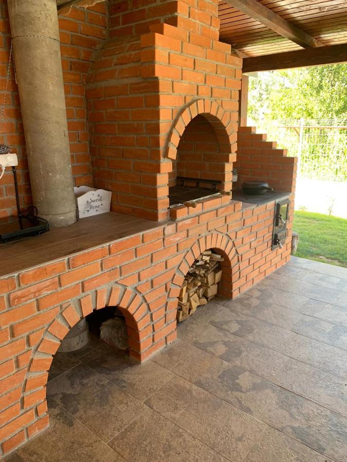 Autentic Adorabil Apartment Albestii Paminteni Экстерьер фото
