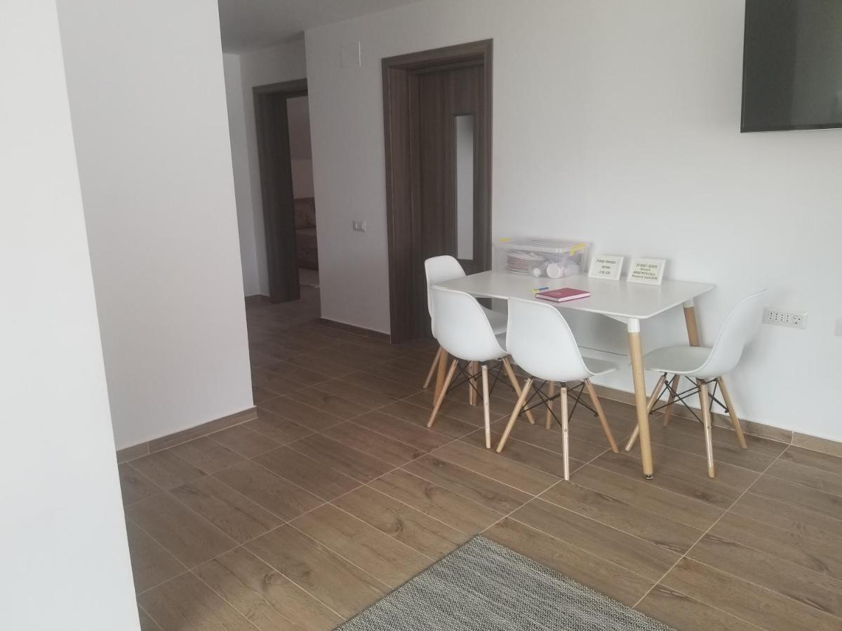 Autentic Adorabil Apartment Albestii Paminteni Экстерьер фото