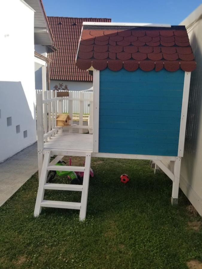 Autentic Adorabil Apartment Albestii Paminteni Экстерьер фото